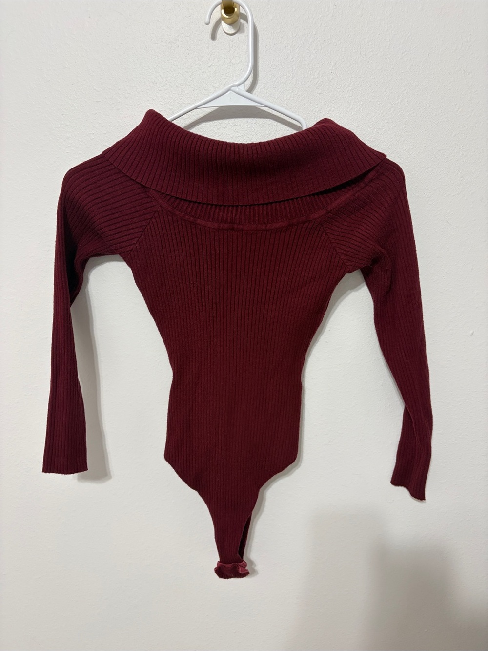 Windsor Ribbed Off-Shoulder Burgundy Bodysuit